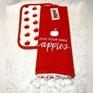 Target Kitchen Towel & Potholder (2ct)